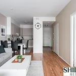 Homelike 1br With Free Parking, Sauna & Balcony *