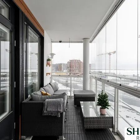 Appartamento Homelike 1br With Free Parking, Sauna & Balcony *
