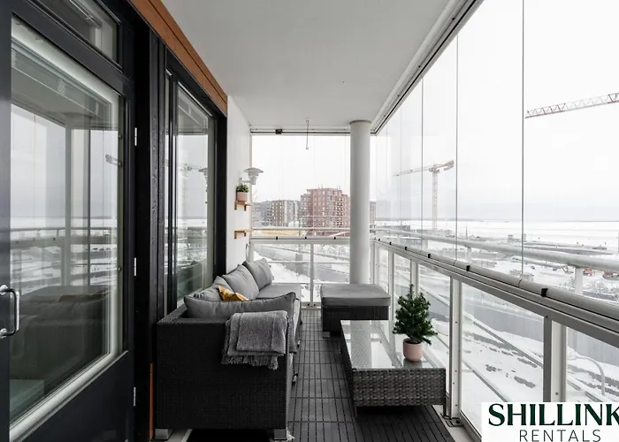 Apartamento Homelike 1br With Free Parking, Sauna & Balcony *